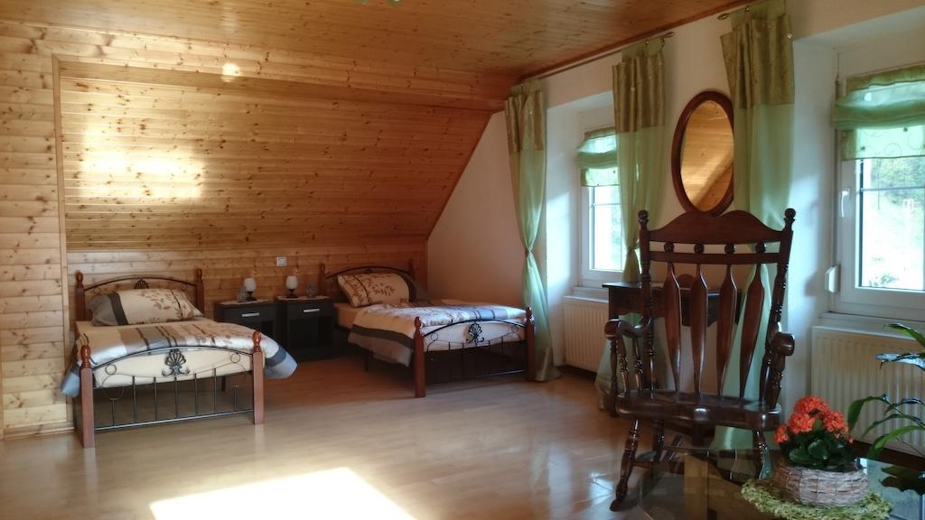 Apartment Sotocje Dolenja Trebusa Phòng bức ảnh