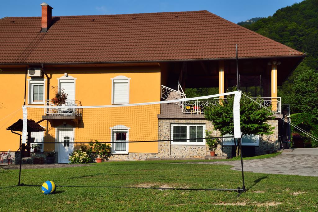 Apartment Sotocje Dolenja Trebusa Ngoại thất bức ảnh