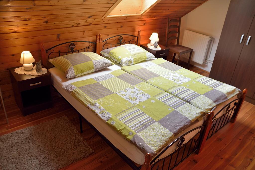Apartment Sotocje Dolenja Trebusa Ngoại thất bức ảnh